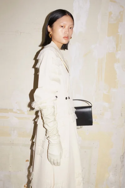 Look 2